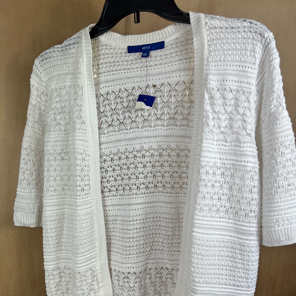 Apt 9 white short sleeve cardigan small